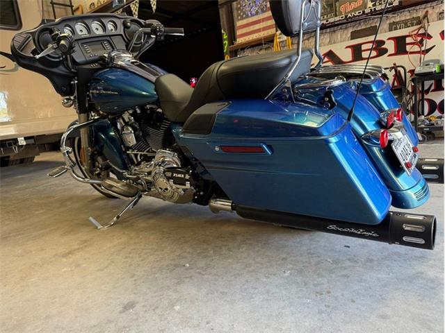 2014 Harley-Davidson FLHX (CC-2054812) for sale in Dripping Springs, Texas