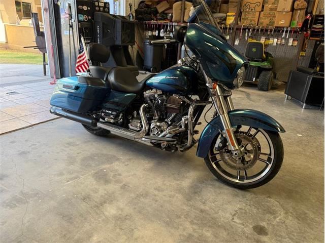 2014 Harley-Davidson FLHX (CC-2054812) for sale in Dripping Springs, Texas