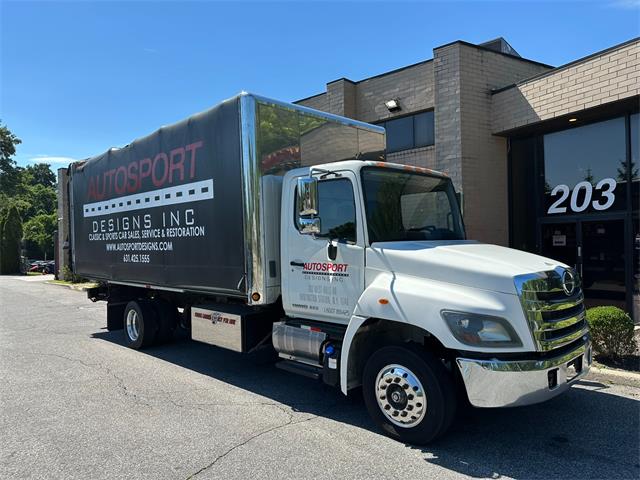 2014 Custom Truck (CC-2054995) for sale in Huntington Station, New York