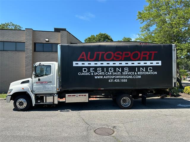 2014 Custom Truck (CC-2054995) for sale in Huntington Station, New York