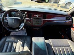 2005 Lincoln Town Car (CC-2055082) for sale in Edison, New Jersey