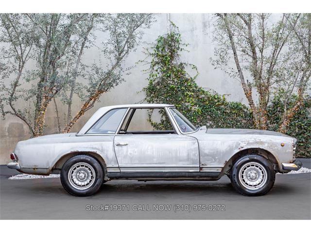 1965 Mercedes-Benz 230SL (CC-2055548) for sale in Beverly Hills, California