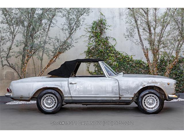 1965 Mercedes-Benz 230SL (CC-2055548) for sale in Beverly Hills, California