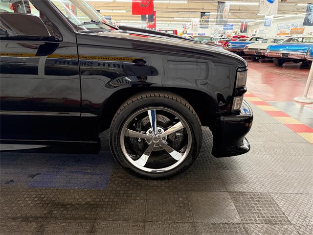 2000 Chevrolet Tahoe (CC-2055655) for sale in Mundelein, Illinois