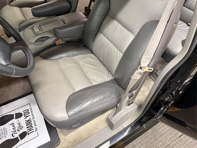 2000 Chevrolet Tahoe (CC-2055655) for sale in Mundelein, Illinois