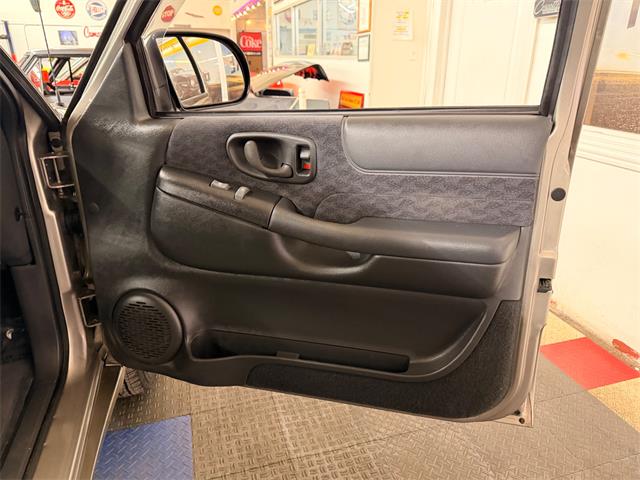2001 GMC Jimmy (CC-2055664) for sale in Mundelein, Illinois