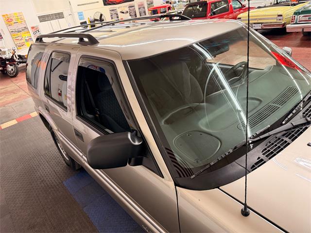 2001 GMC Jimmy (CC-2055664) for sale in Mundelein, Illinois