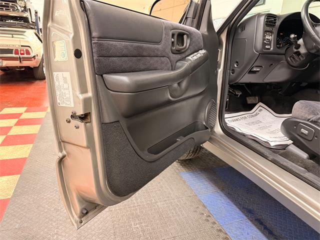 2001 GMC Jimmy (CC-2055664) for sale in Mundelein, Illinois