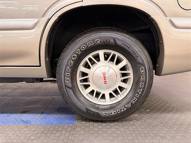 2001 GMC Jimmy (CC-2055664) for sale in Mundelein, Illinois