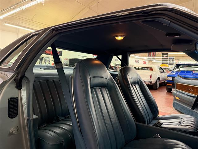 1975 Pontiac Grand Prix (CC-2055870) for sale in Mundelein, Illinois
