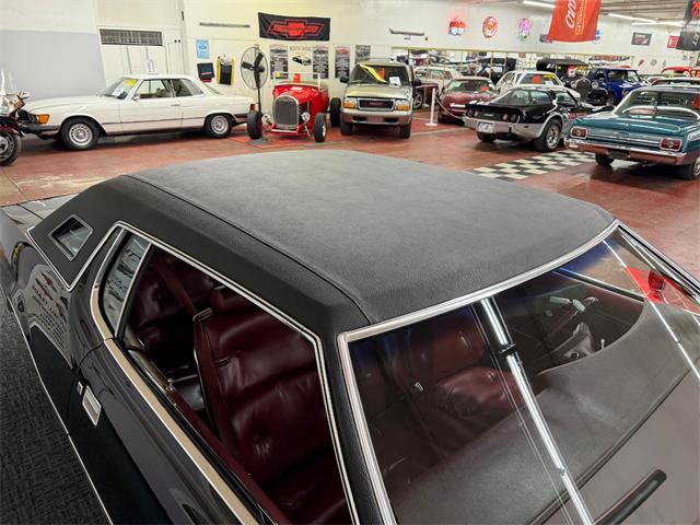 1976 Ford Thunderbird (CC-2055872) for sale in Mundelein, Illinois