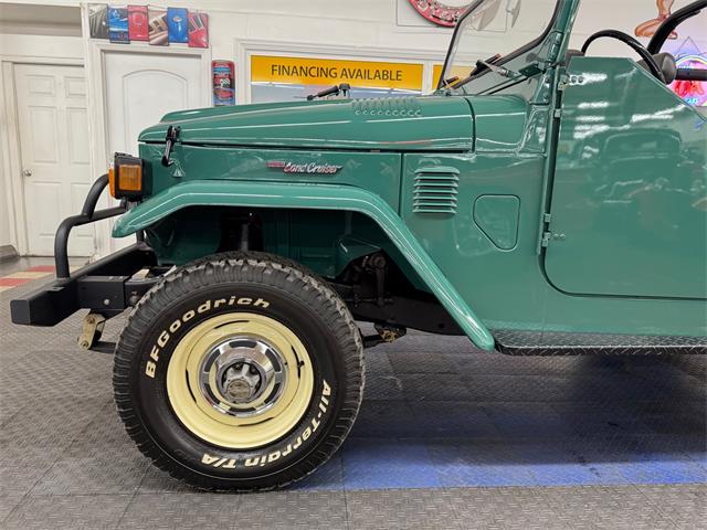 1976 Toyota Land Cruiser FJ40 (CC-2055875) for sale in Mundelein, Illinois
