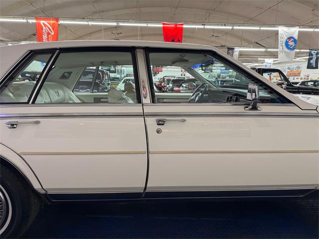 1985 Cadillac Seville (CC-2055920) for sale in Mundelein, Illinois