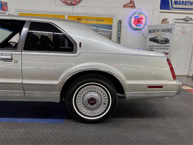 1988 Lincoln Mark VII (CC-2055922) for sale in Mundelein, Illinois