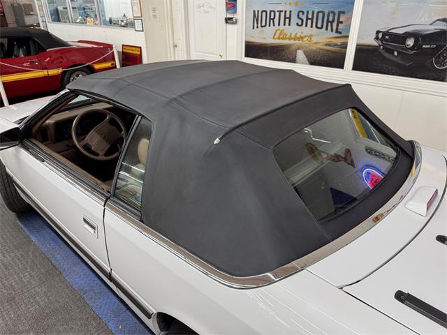 1989 Chrysler LeBaron (CC-2055923) for sale in Mundelein, Illinois