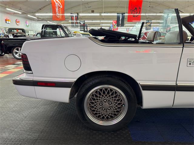 1989 Chrysler LeBaron (CC-2055923) for sale in Mundelein, Illinois