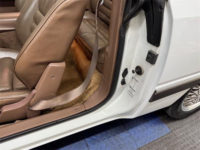 1989 Chrysler LeBaron (CC-2055923) for sale in Mundelein, Illinois
