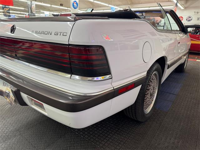 1989 Chrysler LeBaron (CC-2055923) for sale in Mundelein, Illinois