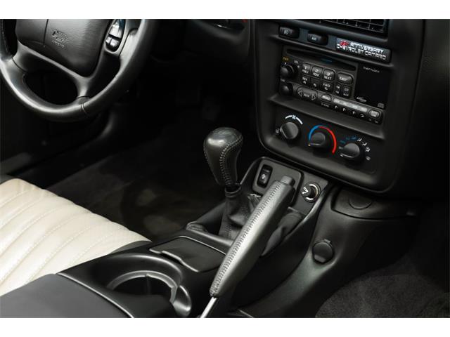 2002 Chevrolet Camaro SS (CC-2056049) for sale in Montreal, Quebec