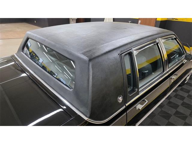1990 Cadillac Brougham (CC-2057025) for sale in Mankato, Minnesota