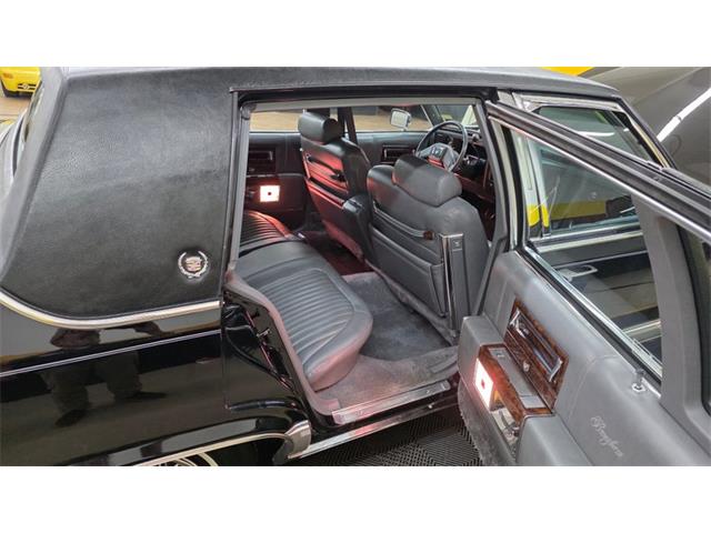 1990 Cadillac Brougham (CC-2057025) for sale in Mankato, Minnesota