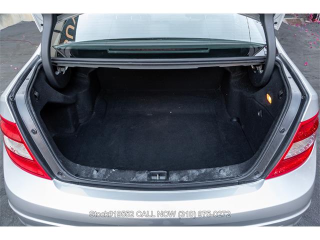 2010 Mercedes-Benz 300C (CC-2057987) for sale in Beverly Hills, California