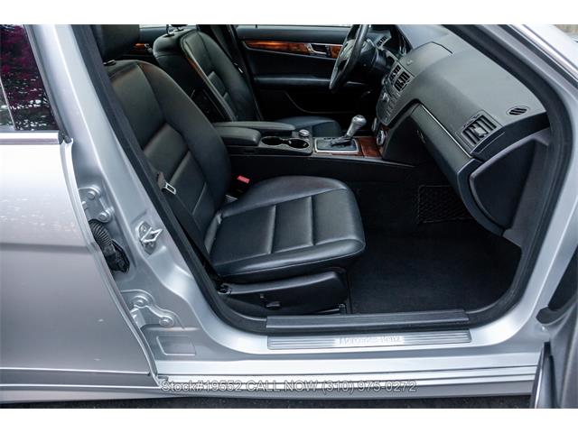 2010 Mercedes-Benz 300C (CC-2057987) for sale in Beverly Hills, California