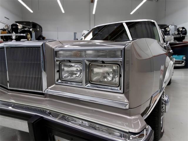 1989 Chrysler Fifth Avenue (CC-2061604) for sale in Sun Valley, California