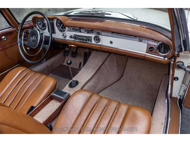 1966 Mercedes-Benz 230SL (CC-2062155) for sale in Beverly Hills, California