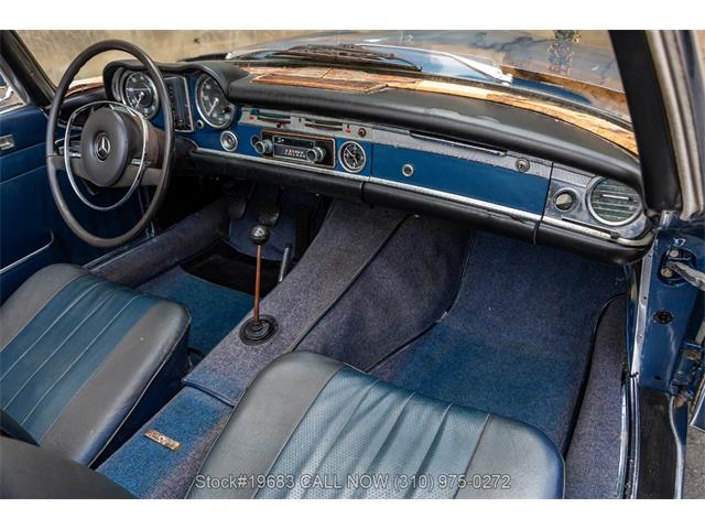 1967 Mercedes-Benz 250SL (CC-2062749) for sale in Beverly Hills, California