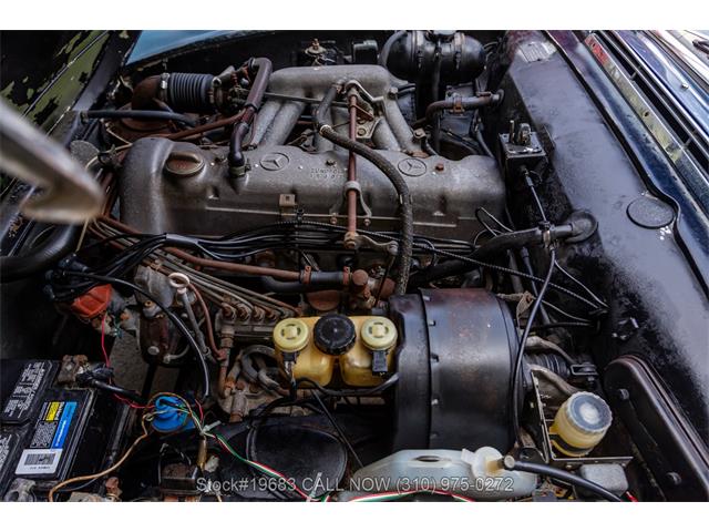1967 Mercedes-Benz 250SL (CC-2062749) for sale in Beverly Hills, California