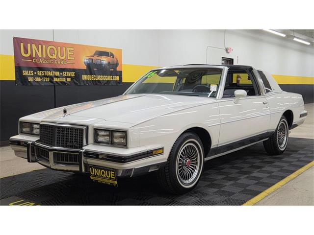 1986 Pontiac Grand Prix (CC-2060275) for sale in Mankato, Minnesota