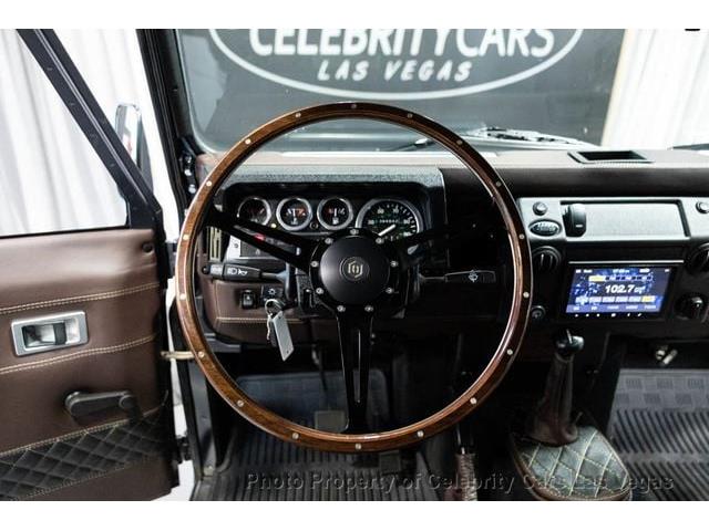 1996 Land Rover Defender 110 (CC-2063313) for sale in Las Vegas, Nevada