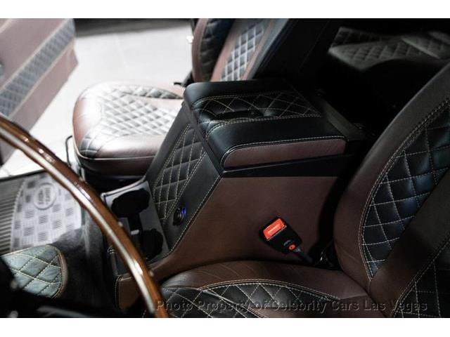 1996 Land Rover Defender 110 (CC-2063313) for sale in Las Vegas, Nevada