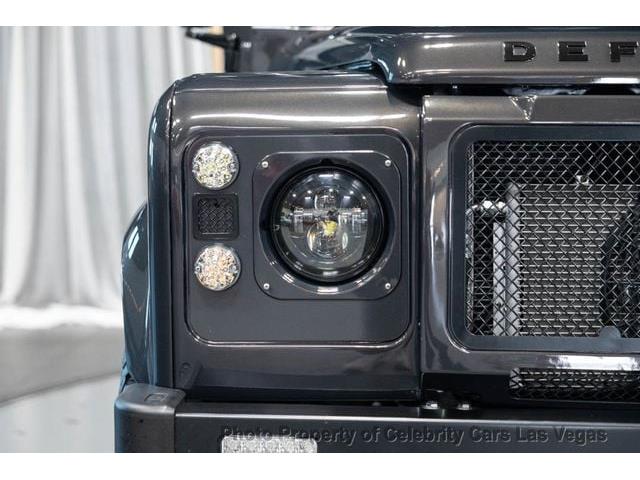 1996 Land Rover Defender 110 (CC-2063313) for sale in Las Vegas, Nevada