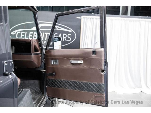 1996 Land Rover Defender 110 (CC-2063313) for sale in Las Vegas, Nevada
