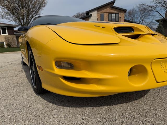 2002 Pontiac Firebird (CC-2063921) for sale in Mundelein, Illinois