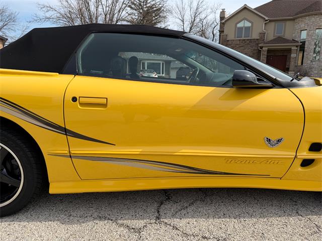 2002 Pontiac Firebird (CC-2063921) for sale in Mundelein, Illinois
