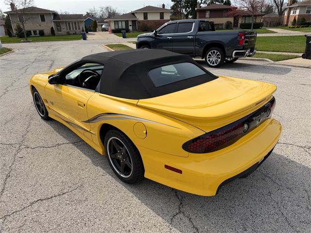 2002 Pontiac Firebird (CC-2063921) for sale in Mundelein, Illinois