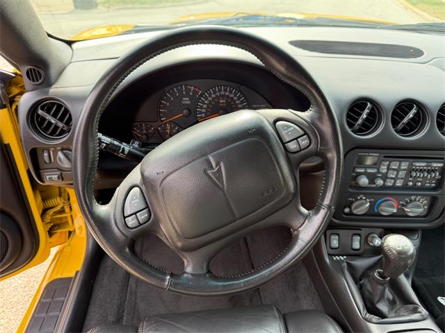2002 Pontiac Firebird (CC-2063921) for sale in Mundelein, Illinois