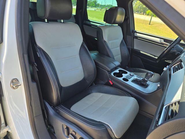 2017 Volkswagen Touareg (CC-2063930) for sale in Hope Mills, North Carolina