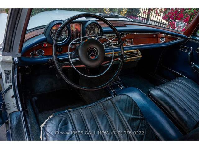1969 Mercedes-Benz 280SE (CC-2064037) for sale in Beverly Hills, California