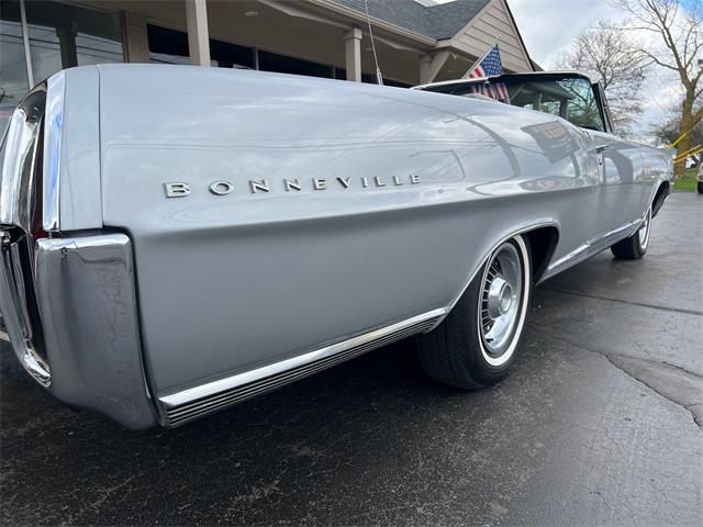 1964 Pontiac Bonneville (CC-2064338) for sale in Clarkston, Michigan