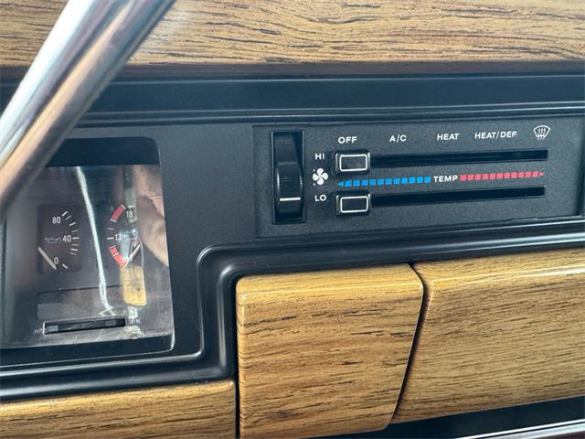 1989 Jeep Grand Wagoneer (CC-2064395) for sale in Brookings, South Dakota