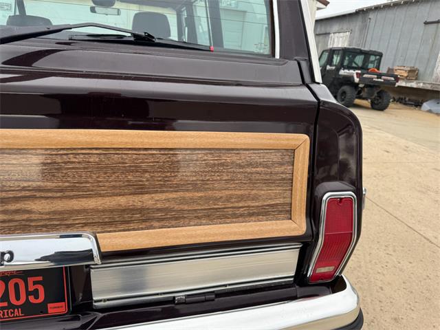 1989 Jeep Grand Wagoneer (CC-2064395) for sale in Brookings, South Dakota