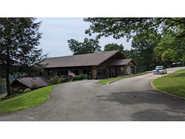 1947 Pontiac Deluxe Eight (CC-2064785) for sale in Carlisle, Pennsylvania