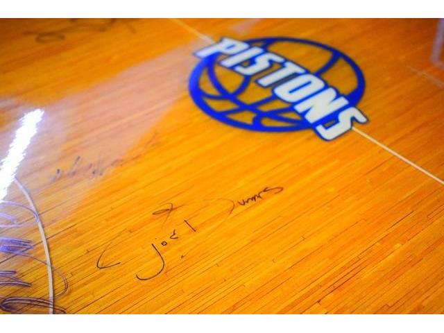 2003 Chevrolet SSR (CC-2064935) for sale in Wayne, Michigan