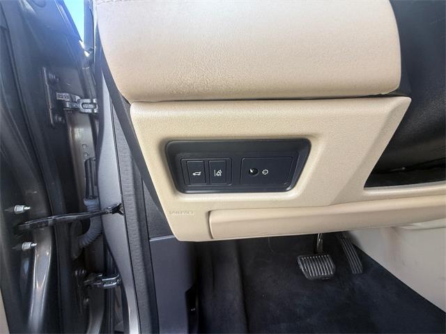 2016 Land Rover Discovery (CC-2064943) for sale in El Cajon, California