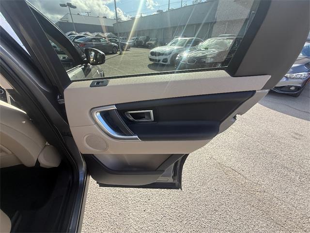 2016 Land Rover Discovery (CC-2064943) for sale in El Cajon, California