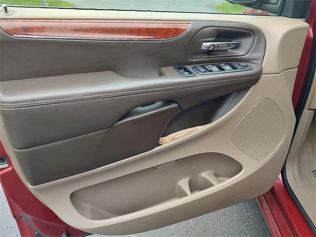 2012 Chrysler Town & Country (CC-2064972) for sale in Dublin, Ohio